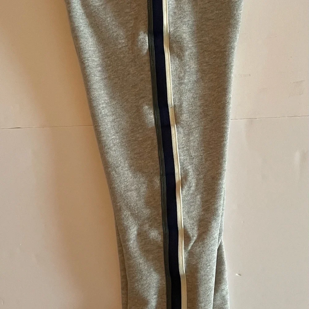 Carters Pull On Joggers With Draw String Stripe On Sides Boys Size 7 EUC